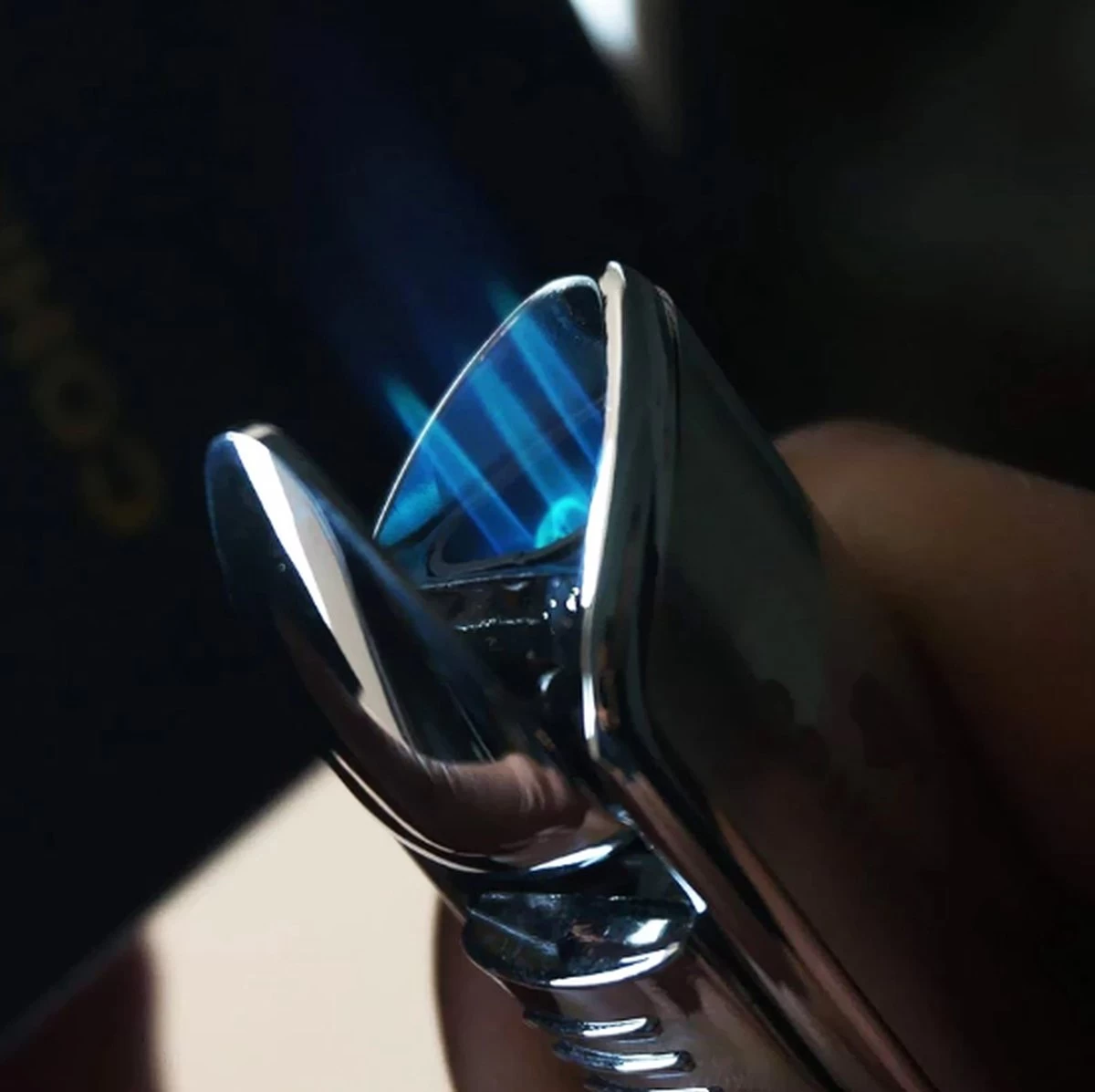 Cohiba® Sigarenaansteker - Sigarenboor - Sigaren - Sigaar - Cohiba Aansteker - Sigarenboor - Sigaren Accessoires - Sigarenknipper - Sigaar Aansteker - Cohiba - Incl. Luxe Geschenkdoos - Zwart 4 Cohiba® Sigarenaansteker - Sigarenboor - Sigaren - Sigaar - Cohiba Aansteker - Sigarenboor - Sigaren Accessoires - Sigarenknipper - Sigaar Aansteker - Cohiba - Incl. Luxe Geschenkdoos - Zwart - Afbeelding 4