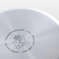 BK Premium+ Pannenset - 9-delig - Veilig Afgietsysteem - Inductie 19 BK Premium+ Pannenset - 9-delig - Veilig Afgietsysteem - Inductie -Demeyere Winkel 1200x1200 221