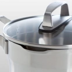 BK Premium+ Pannenset - 9-delig - Veilig Afgietsysteem - Inductie 25 BK Premium+ Pannenset - 9-delig - Veilig Afgietsysteem - Inductie -Demeyere Winkel 1200x1200 224