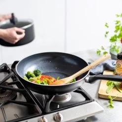 GreenPan Memphis Keramische Wokpan - Ø 28 Cm - PFAS-vrij -Demeyere Winkel 1200x1200 254