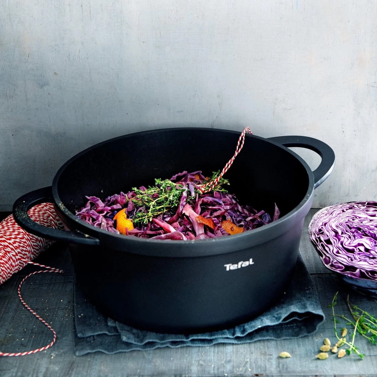 Tefal Trattoria Braadpan - Ø28 Cm - Inclusief Deksel 14 Tefal Trattoria Braadpan - Ø28 Cm - Inclusief Deksel - Afbeelding 14