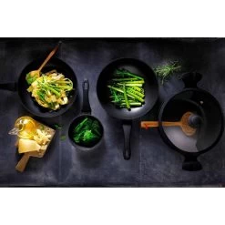 Mammoet Essentials Vesucio Braadpan - 28cm - Anti-aanbaklaag - Met Deksel -Demeyere Winkel 1200x1200 463