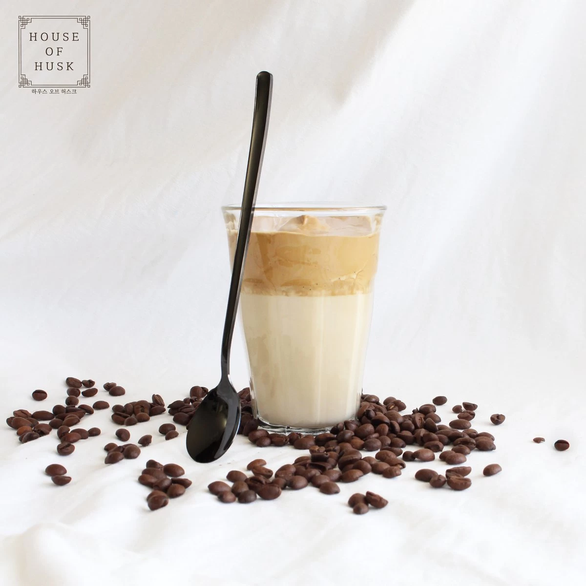 House Of Husk Latte Macchiato Lepels Set - Lange Theelepels - Koffielepels - Longdrinklepels - Sorbetlepels - Barlepel - RVS - 6 Stuks - 20CM - Zwart 3 House Of Husk Latte Macchiato Lepels Set - Lange Theelepels - Koffielepels - Longdrinklepels - Sorbetlepels - Barlepel - RVS - 6 Stuks - 20CM - Zwart - Afbeelding 3