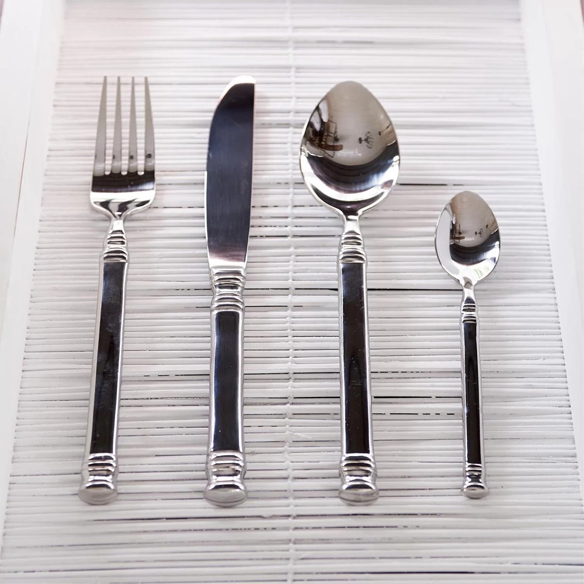 Riviera Maison Bestekset Zilver - Bon Appétit Cutlery - Set Van 4 Stuks 3 Riviera Maison Bestekset Zilver - Bon Appétit Cutlery - Set Van 4 Stuks - Afbeelding 3