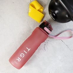 TIGR The Athlete - Drinkfles - Waterfles Met Fruit Filter - 1000ml - Groen - Met Mengbal Voor Shakes 10 TIGR The Athlete - Drinkfles - Waterfles Met Fruit Filter - 1000ml - Groen - Met Mengbal Voor Shakes -Demeyere Winkel 1200x1200 680