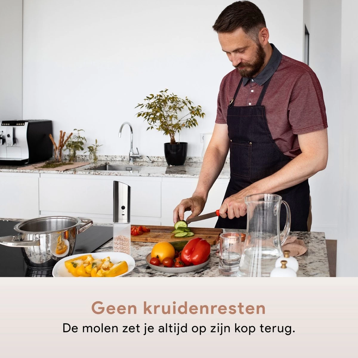 DODANA Premium Peper - & Zoutmolen Elektrisch - 1 Stuk - Pepermolen - Zoutmolen - Oplaadbaar - USB - Elektrische Pepermolen - RVS - Zwaartekracht Functie - LED Lamp - Nl Handleiding - Incl Borsteltje 6 DODANA Premium Peper - & Zoutmolen Elektrisch - 1 Stuk - Pepermolen - Zoutmolen - Oplaadbaar - USB - Elektrische Pepermolen - RVS - Zwaartekracht Functie - LED Lamp - Nl Handleiding - Incl Borsteltje - Afbeelding 6