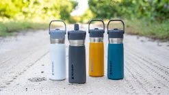 Stanley The IceFlow™ Flip Straw Water Bottle 0,65L - Thermosfles - Lagoon 12 Stanley The IceFlow™ Flip Straw Water Bottle 0,65L - Thermosfles - Lagoon -Demeyere Winkel 1200x673 2