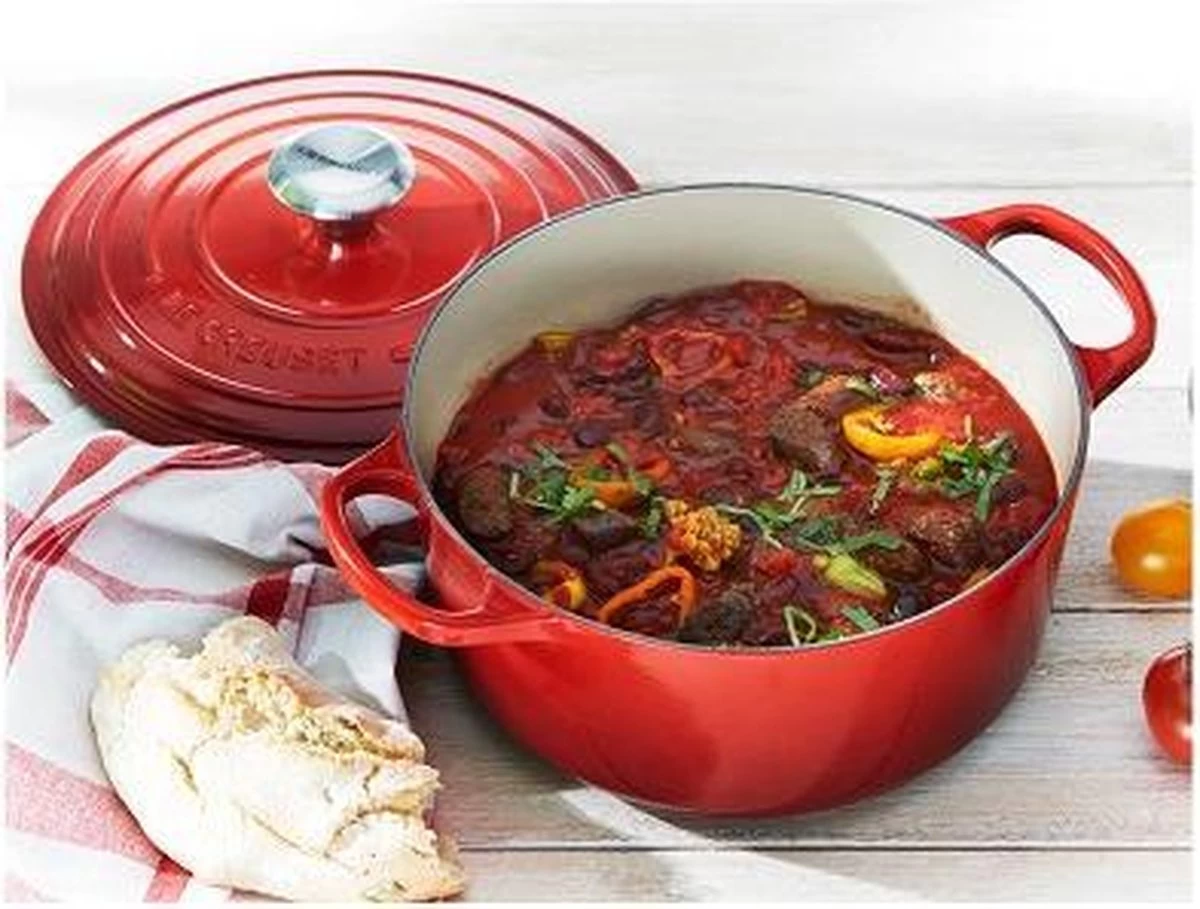 Le Creuset Signature Braadpan - 4,2 L - 24 Cm - Kersenrood 13 Le Creuset Signature Braadpan - 4,2 L - 24 Cm - Kersenrood - Afbeelding 13