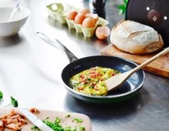 Dagelijkse Kost - Koekenpannenset 2-delig - ø20+28cm - Inductie - Anti-aanbak - PFAS-vrij 19 Dagelijkse Kost - Koekenpannenset 2-delig - ø20+28cm - Inductie - Anti-aanbak - PFAS-vrij -Demeyere Winkel 1200x926 25