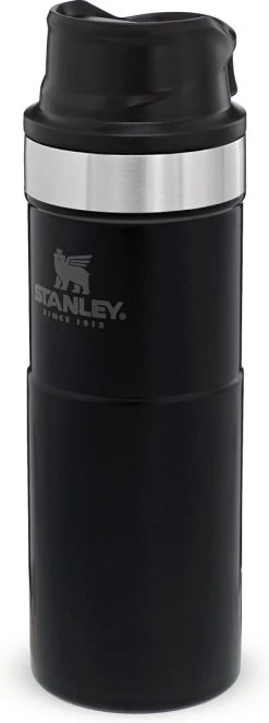 Stanley Trigger-Action Travel Mug 0.47L - Thermosfles - Matt Black -Demeyere Winkel 448x1200