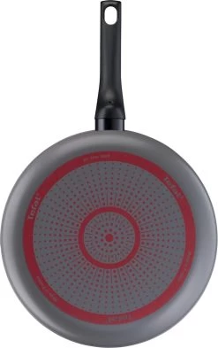 Tefal Easy Plus Hapjespan - Ø 24 Cm + Deksel - Niet Geschikt Voor Inductie 11 Tefal Easy Plus Hapjespan - Ø 24 Cm + Deksel - Niet Geschikt Voor Inductie -Demeyere Winkel 754x1200